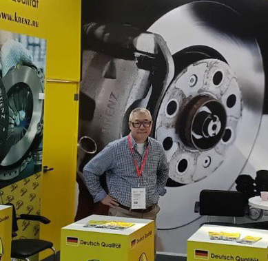 莫斯科翻译列昂尼德